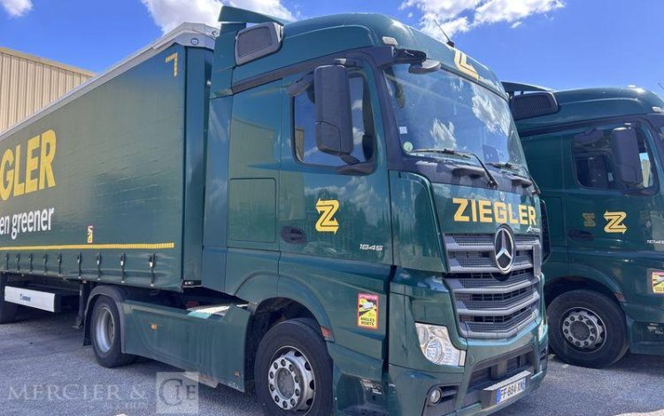 MERCEDES ACTROS 1845 VERT FF-884-XN