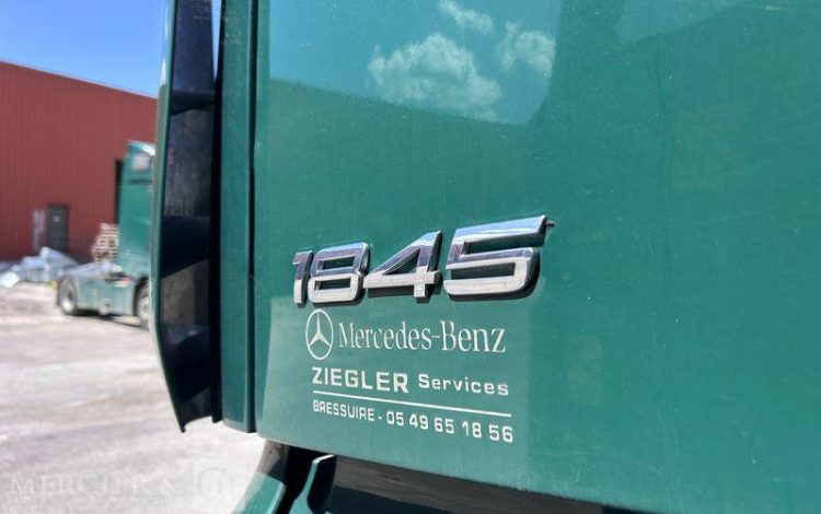 MERCEDES ACTROS 1845 VERT FF-884-XN