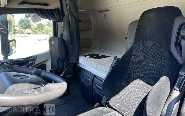 MERCEDES ACTROS 1845 VERT FF-884-XN