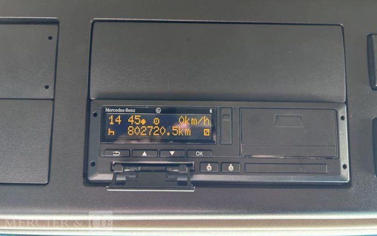 MERCEDES ACTROS 1845 VERT FF-884-XN