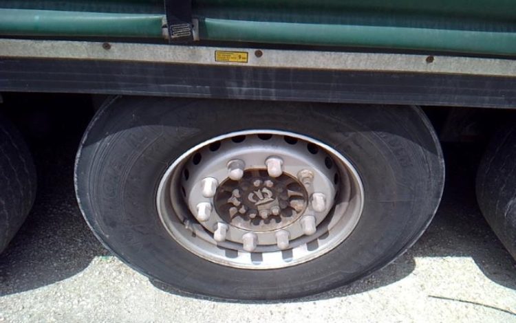 GENERIQUE SEMI REMORQUE BACHE 3 ESSIEUX PTAC 39T  FG-196-BW