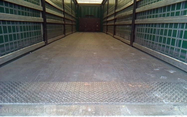 GENERIQUE SEMI REMORQUE BACHE 3 ESSIEUX PTAC 39T  FG-196-BW