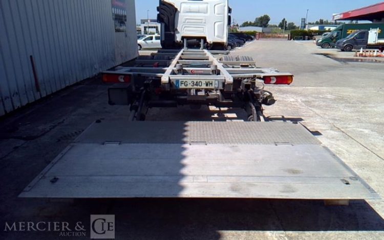 RENAULT T480 COMFORT PORTE CONTAINER HAYON 4X2 PTAC 19T  FG-340-WH