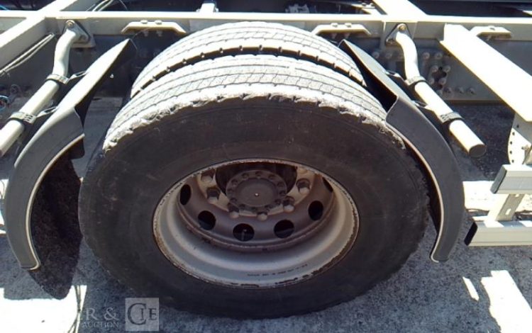 RENAULT T480 COMFORT PORTE CONTAINER HAYON 4X2 PTAC 19T  FG-340-WH