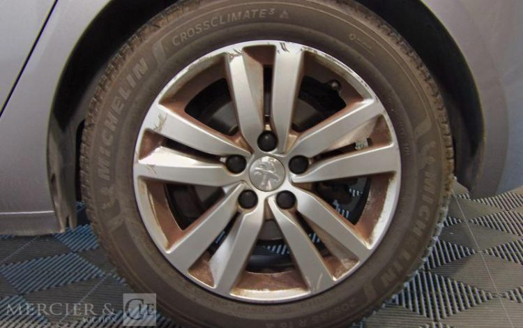 PEUGEOT 308 GRIS FG-646-VK