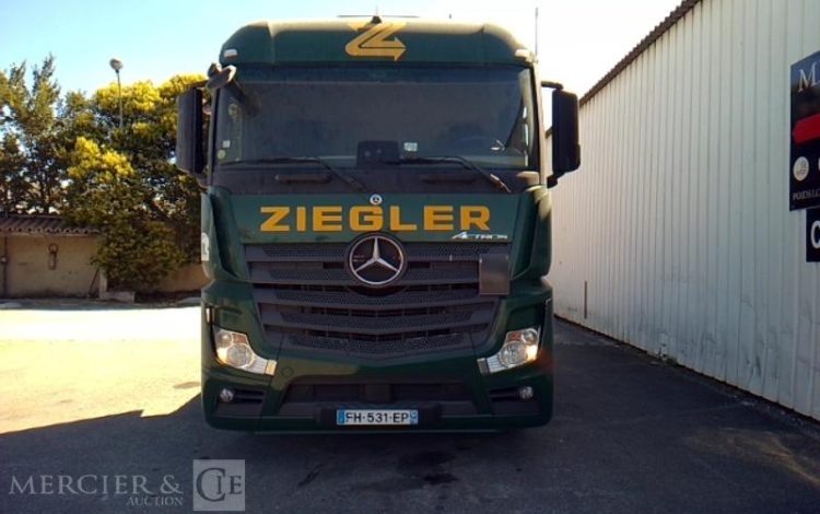 MERCEDES ACTROS 1845 – 4X2 – PTAC 19T –  FH-531-EP
