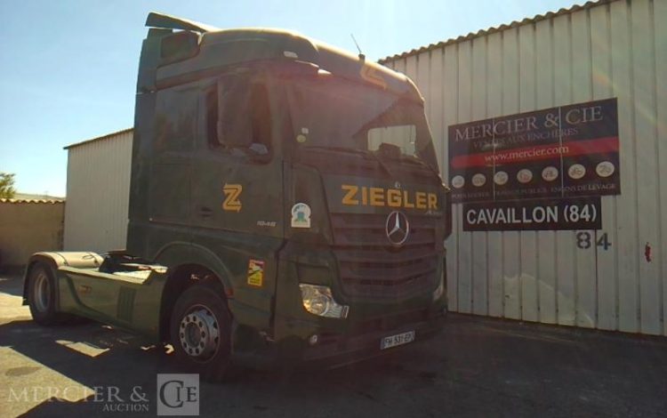 MERCEDES ACTROS 1845 – 4X2 – PTAC 19T –  FH-531-EP