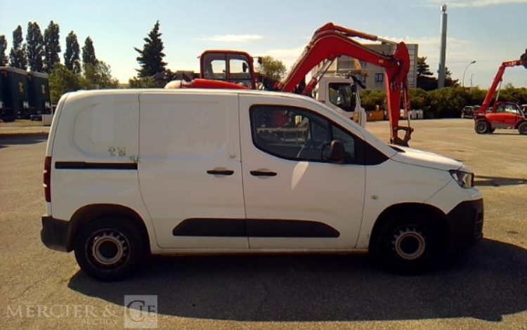 PEUGEOT PARTNER BLANC FJ-783-BL