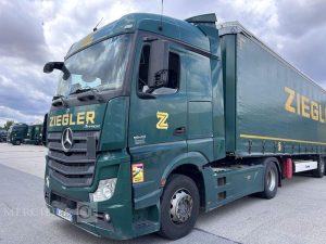 MERCEDES ACTROS 1845 VERT FJ-833-RY