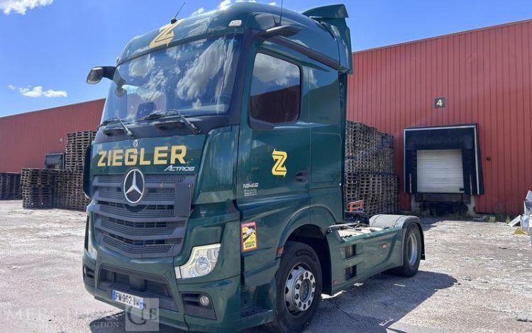 MERCEDES ACTROS 1845 VERT FM-962-WM
