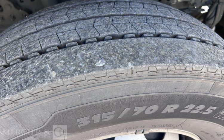 MERCEDES ACTROS 1845 VERT FM-962-WM
