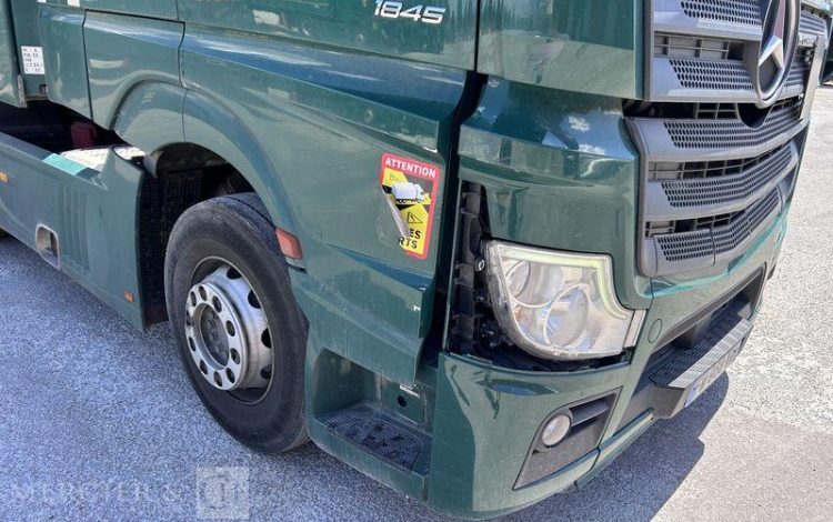 MERCEDES ACTROS 1845 VERT FM-968-WM