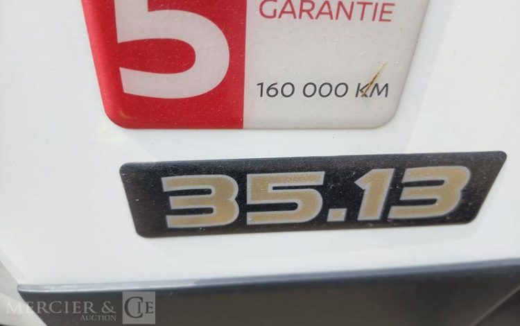 NISSAN NT400 AVEC BENNE JPM – DIESEL – 66083 KMS – ANNEE 2020 BLANC FN-708-QT