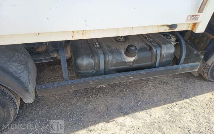 NISSAN NT400 AVEC BENNE JPM – DIESEL – 66083 KMS – ANNEE 2020 BLANC FN-708-QT