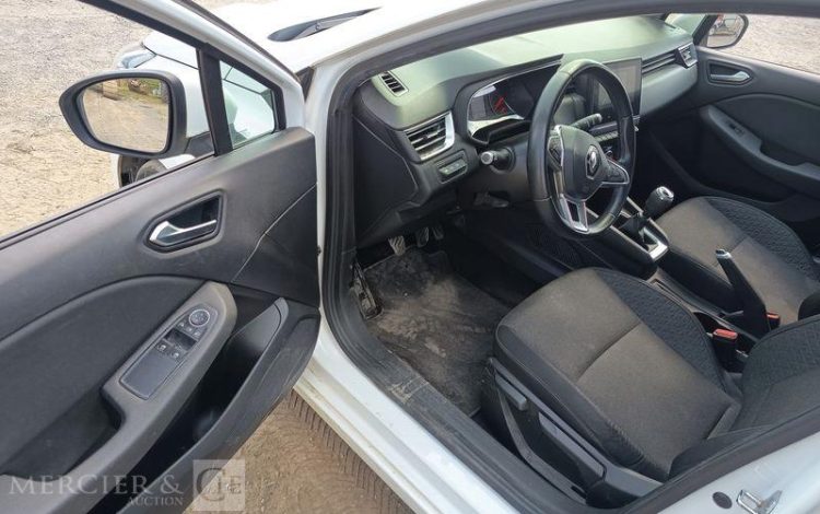 RENAULT CLIO V 1.5 BLUEDCI 115ch BUSINESS BLANC FQ-283-SH