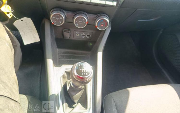 RENAULT CLIO V 1.5 BLUEDCI 115ch BUSINESS BLANC FQ-283-SH
