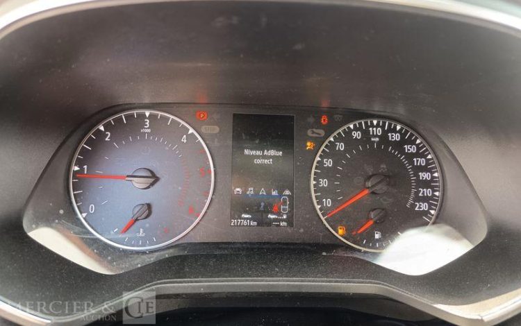 RENAULT CLIO V 1.5 BLUEDCI 115ch BUSINESS BLANC FQ-283-SH