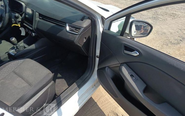 RENAULT CLIO V 1.5 BLUEDCI 115ch BUSINESS BLANC FQ-283-SH