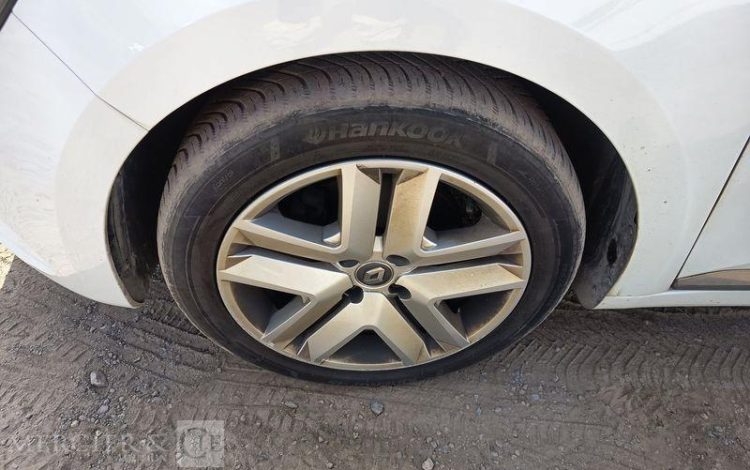 RENAULT CLIO V 1.5 BLUEDCI 115ch BUSINESS BLANC FQ-283-SH