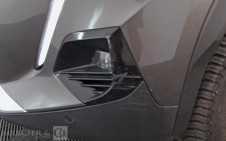 PEUGEOT 2008 II 1,5 BLUEHDI 16V EAT8 S&S 130CH GRIS FR-869-JE