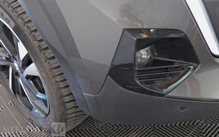 PEUGEOT 2008 II 1,5 BLUEHDI 16V EAT8 S&S 130CH GRIS FR-869-JE