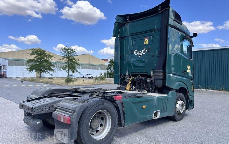 MERCEDES ACTROS 1845 VERT FS-698-RG