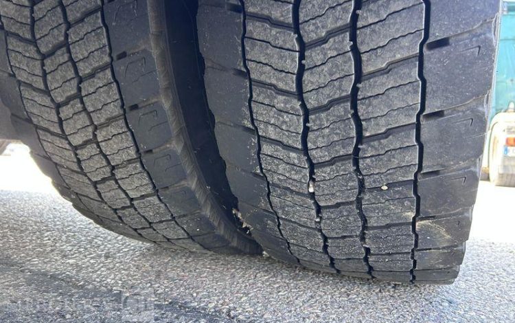 MERCEDES ACTROS 1845 VERT FS-698-RG