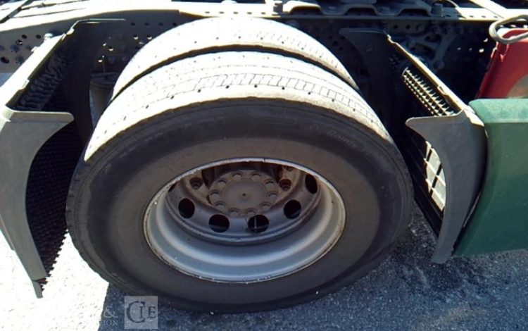 MERCEDES ACTROS 1845 – 4X2 – PTAC 19T  FT-371-CY
