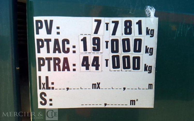 MERCEDES ACTROS 1845 – 4X2 – PTAC 19T  FT-371-CY