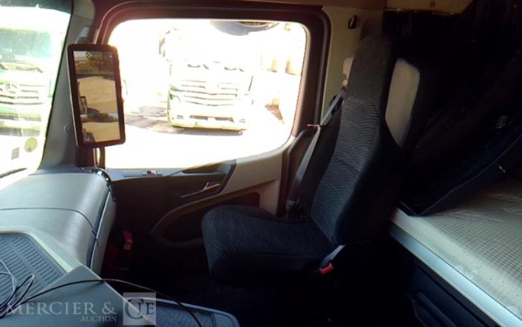 MERCEDES ACTROS 1845 – 4X2 – PTAC 19T  FT-371-CY