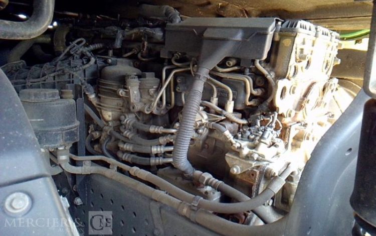 MERCEDES ACTROS 1845 – 4X2 – PTAC 19T  FT-371-CY