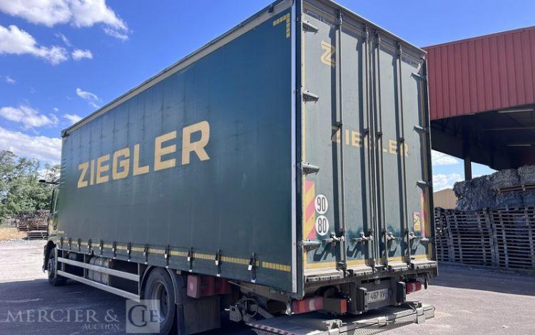 MERCEDES ATEGO 1833 VERT FT-467-XV
