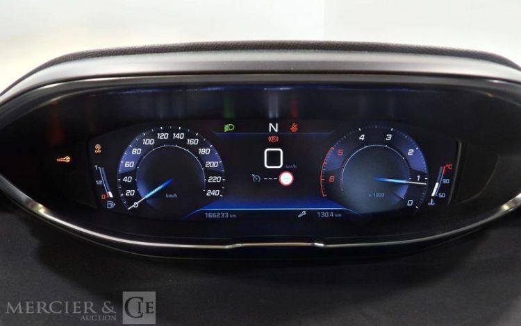 PEUGEOT 3008 GRIS FV-528-MF
