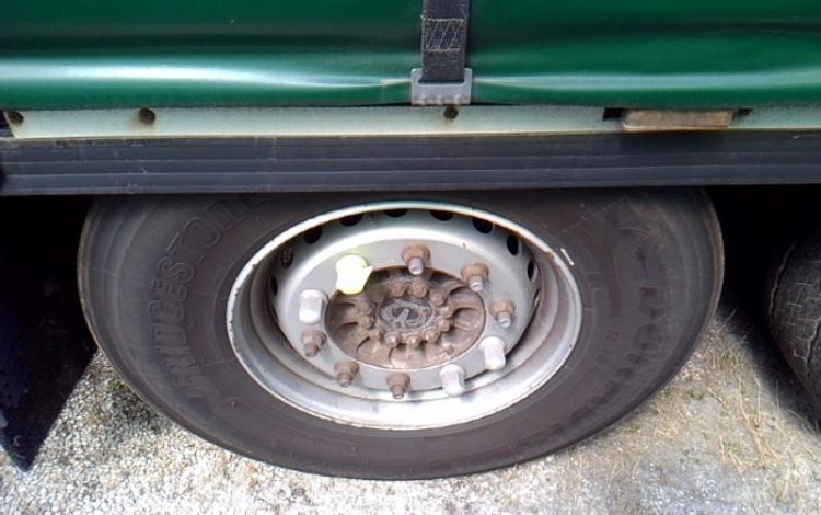 KRONE SEMI REMORQUE BACHE – 3 ESSIEUX – PTAC 38T  FV-855-PG