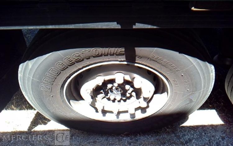 KRONE SEMI REMORQUE BACHE – 3 ESSIEUX – PTAC 38T  FW-068-LK