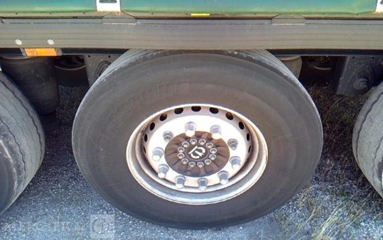 KRONE SEMI REMORQUE BACHE – 3 ESSIEUX – PTAC 38T  FW-068-LK
