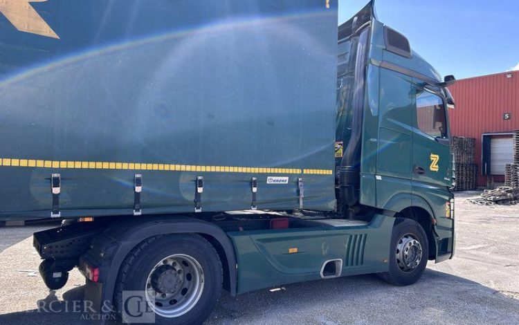 MERCEDES ACTROS 1845 VERT FW-542-JP