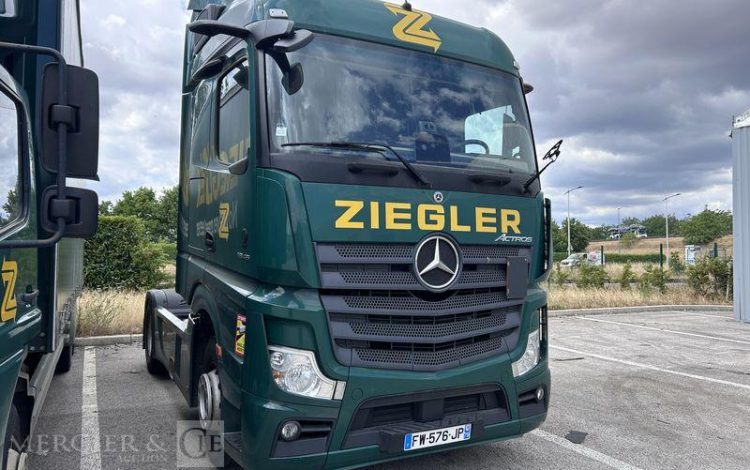 MERCEDES ACTROS 1845 VERT FW-576-JP