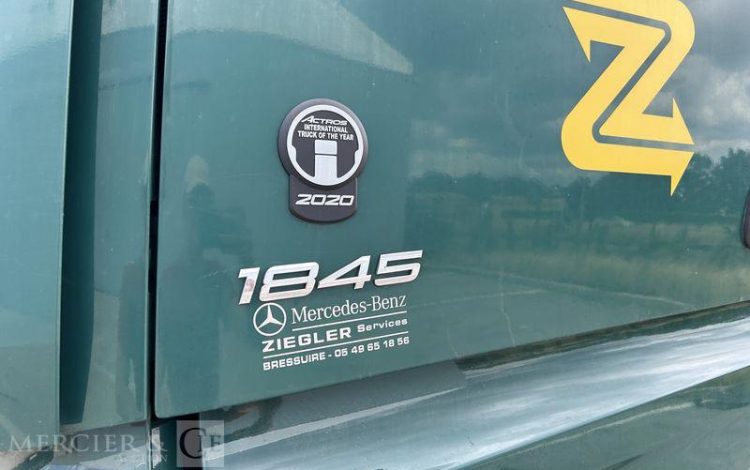 MERCEDES ACTROS 1845 VERT FW-576-JP