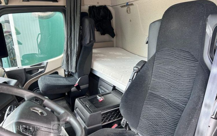MERCEDES ACTROS 1845 VERT FW-576-JP