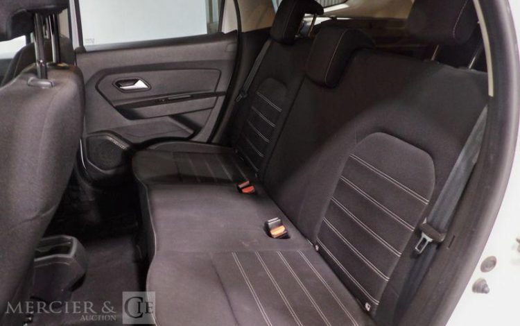 DACIA DUSTER PRESTIGE BLUE DCI 115 4X2 BLANC FX-654-TJ