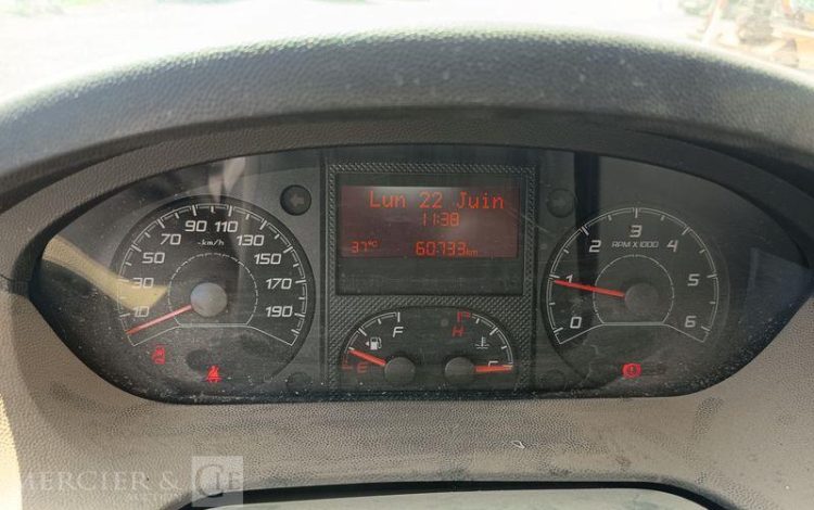 PEUGEOT BOXER III Phase 3 L2H2 2.2 BlueHDi 16V 165 cv – DIESEL – 60733 KMS – ANNEE 2021 BLANC FX-869-ZY