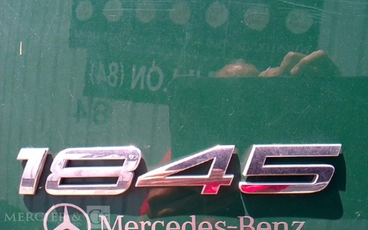 MERCEDES ACTROS 1845 – 4X2 – PTAC 19T –  FY-444-HP
