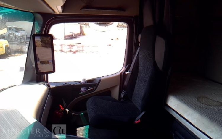 MERCEDES ACTROS 1845 – 4X2 – PTAC 19T –  FY-444-HP