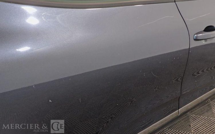 RENAULT CLIO V 1.6 E-TECH 140ch MHEV BUSINESS BVA GRIS FZ-803-HY