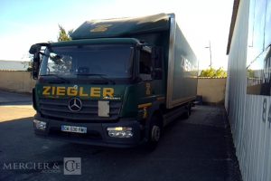 MERCEDES ATEGO 1524 PORTEUR CAISSE HAYON – 4X2 – PTAC 14T8 –  GA-036-RM