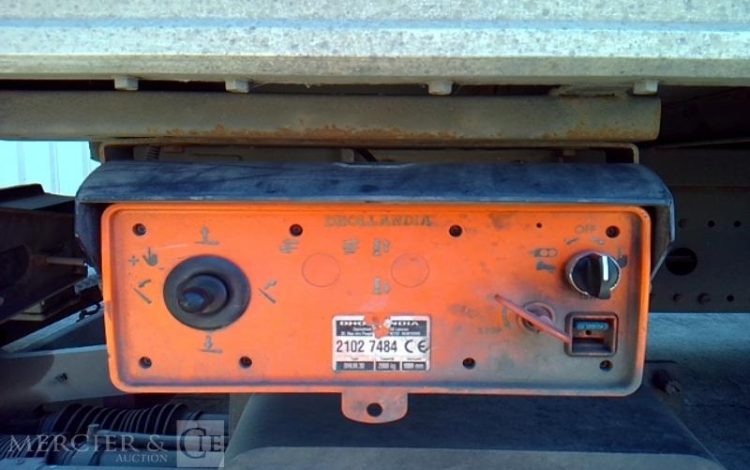 MERCEDES ATEGO 1524 PORTEUR CAISSE HAYON – 4X2 – PTAC 14T8 –  GA-036-RM