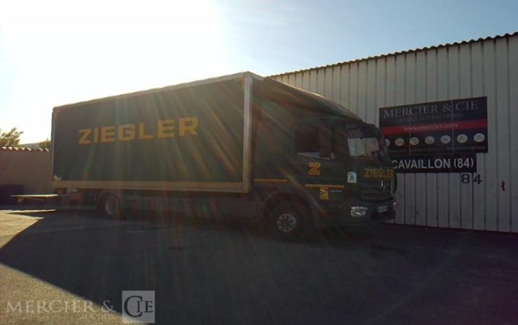 MERCEDES ATEGO 1524 PORTEUR CAISSE HAYON – 4X2 – PTAC 14T8 –  GA-036-RM
