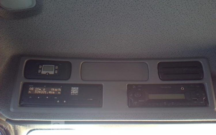 MERCEDES ATEGO 1524 PORTEUR CAISSE HAYON – 4X2 – PTAC 14T8 –  GA-036-RM