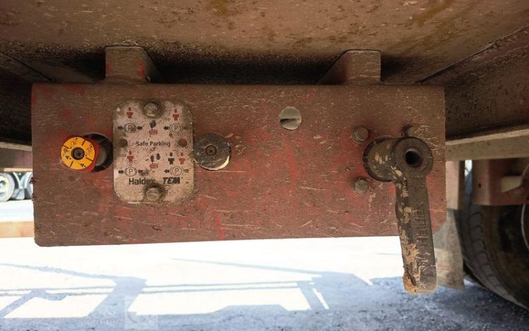 LOUAULT SEMI REMORQUE FORESTIERE SR39 – 3 ESSIEUX – PTAC : 28 TONNES – ANNEE 2021  GA-327-FJ